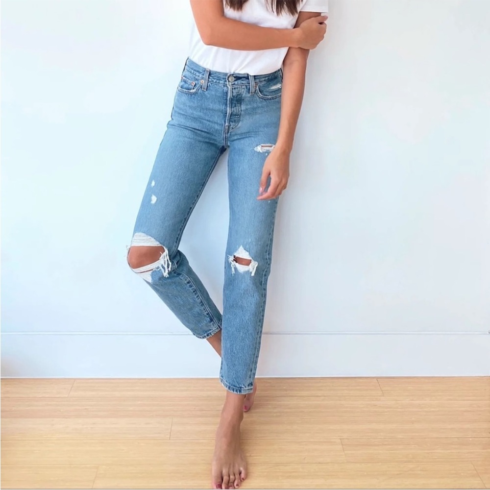 Levi’s‎ Wedgie Premium Icon Taper Jean size 25x